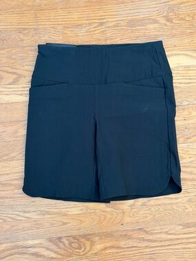 NWT Lady Hagen  performance Sculpt Pull on Shorts - S
